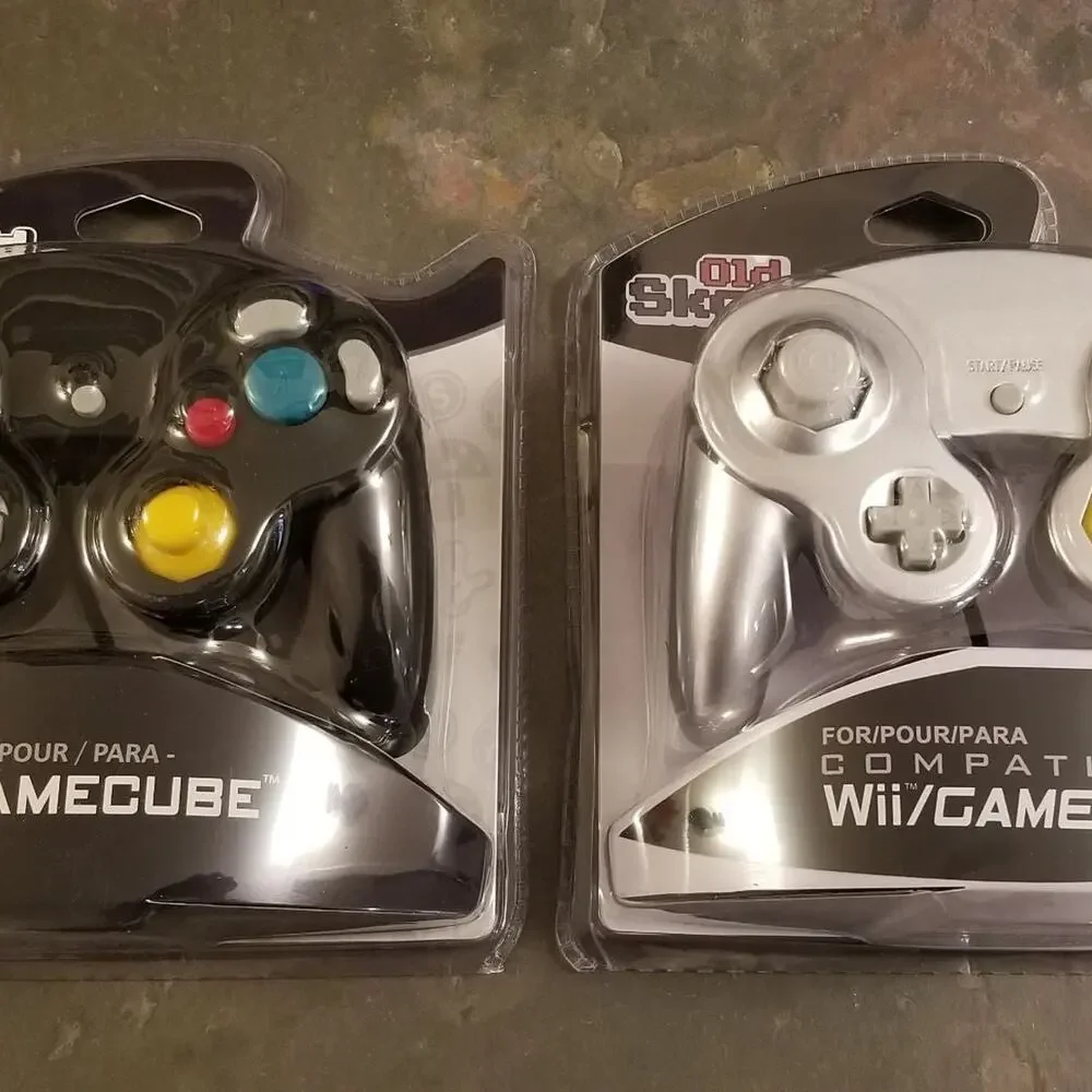 2 Gamecube Controllers - Black & Silver (NEW) - Nintendo - Old Skool